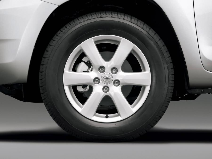  Toyota RAV4 V6 4WD 2006 года  (фото 10 из 20)